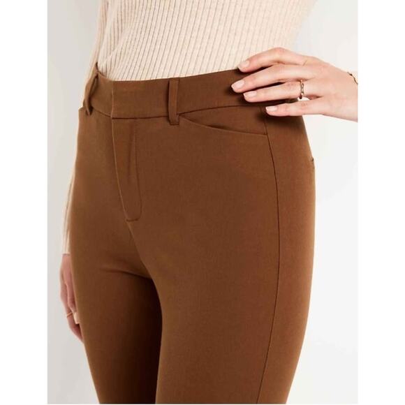 Women's Old Navy High-Rise Pixie Skinny Secret-Smooth Pockets 14 Petite, NWT - Picture 4 of 7